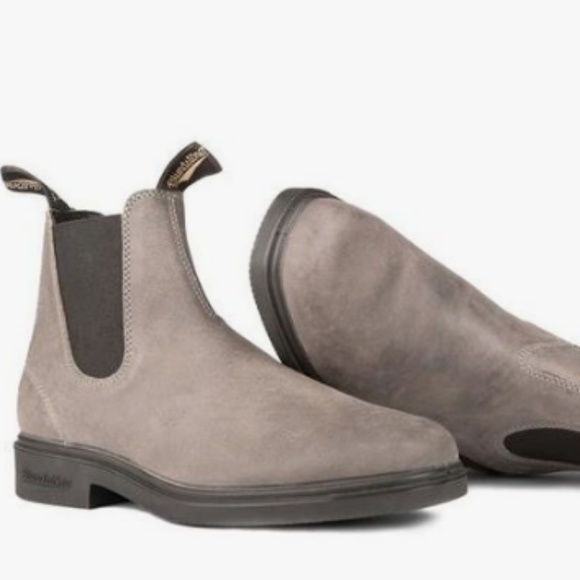 blundstone grey chisel toe